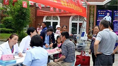 雷鋒街道墻內(nèi)開花墻內(nèi)香 ——長沙寧兒婦產(chǎn)醫(yī)院服務(wù)社區(qū)義診活動(dòng)紀(jì)實(shí)