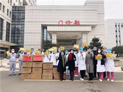 長沙市婦聯(lián)為白衣戰(zhàn)士送上暖心的元宵節(jié)問候